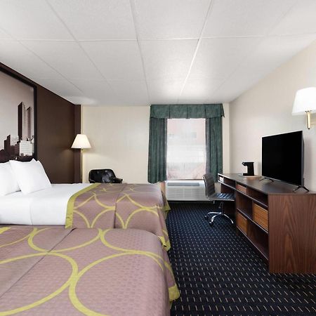 Hotel Super 8 By Wyndham Columbus Esterno foto