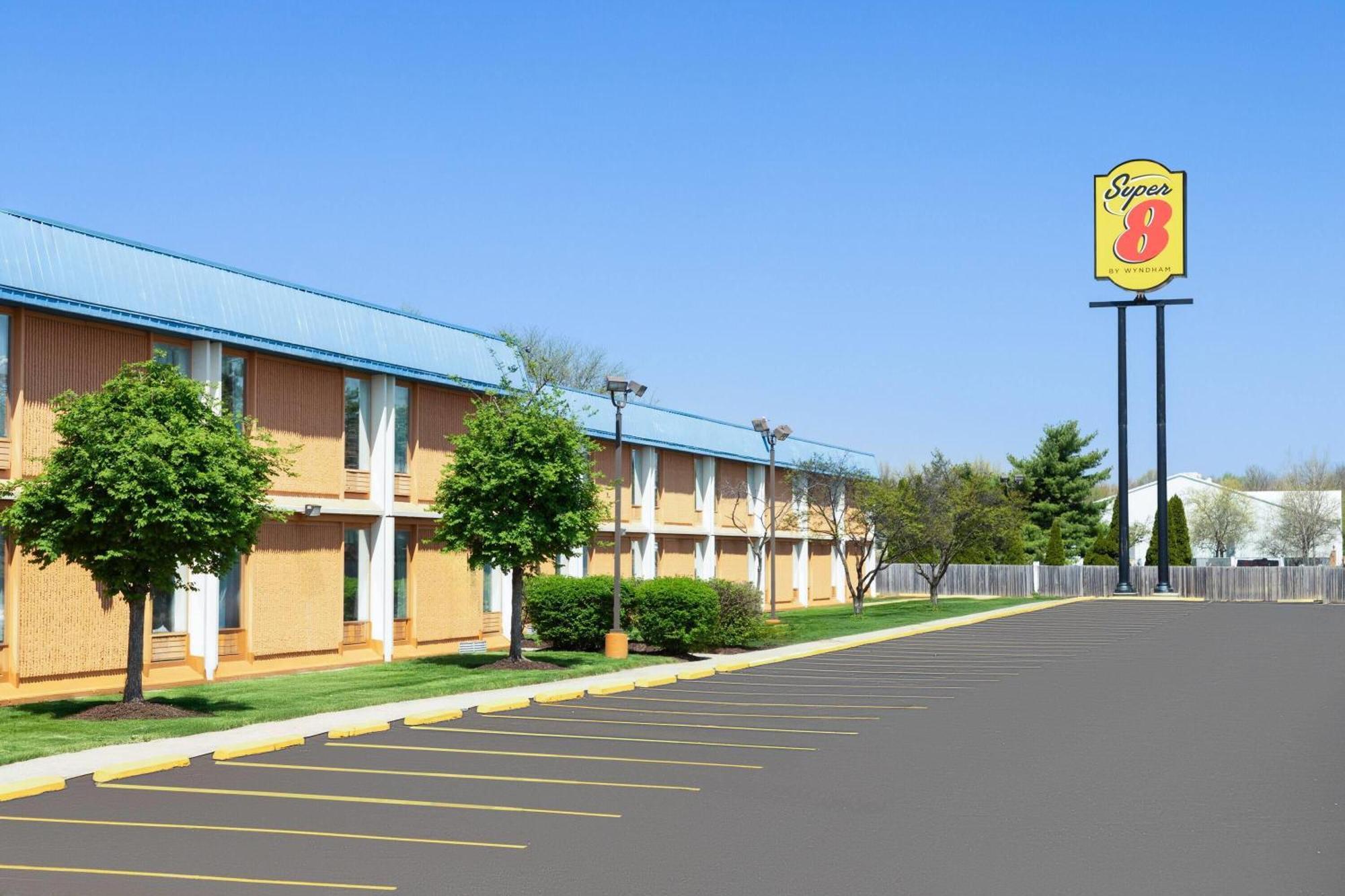 Hotel Super 8 By Wyndham Columbus Esterno foto
